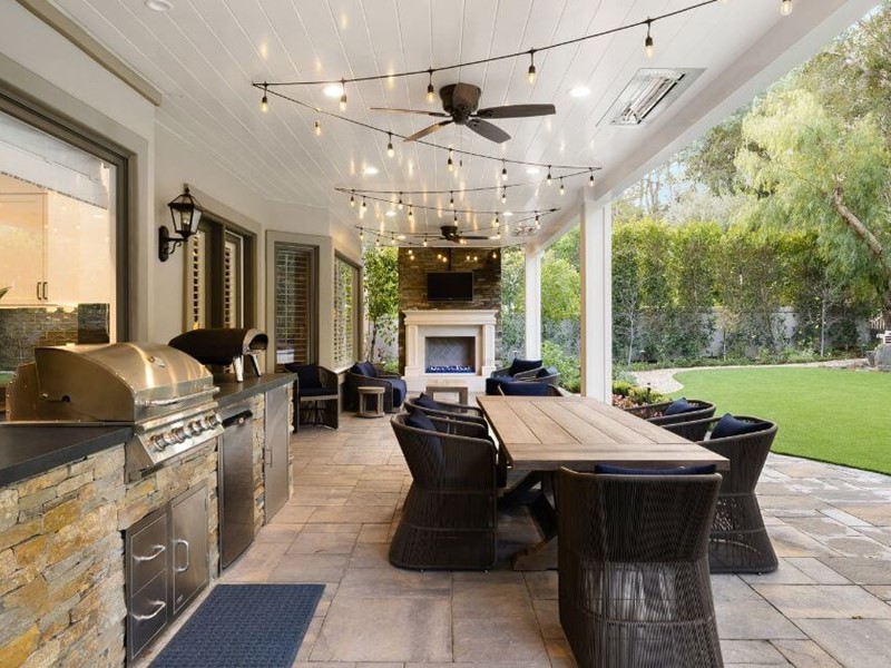 Outdoor Kitchen Ideas with House and Backyard