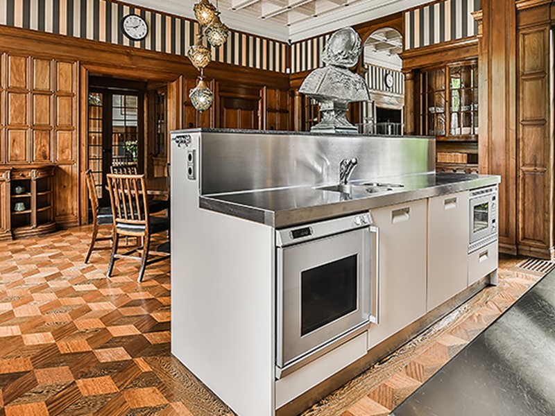 Art deco kitchen floor