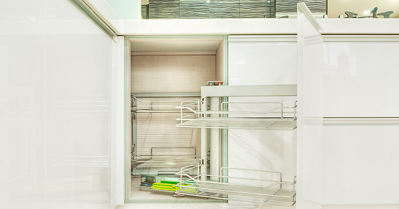 Cabinet with wire baskets